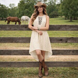 MAURICES Cream Lace High Low Dress Boho Sleeveless Beaded Size 0 XS Ivory Festiv